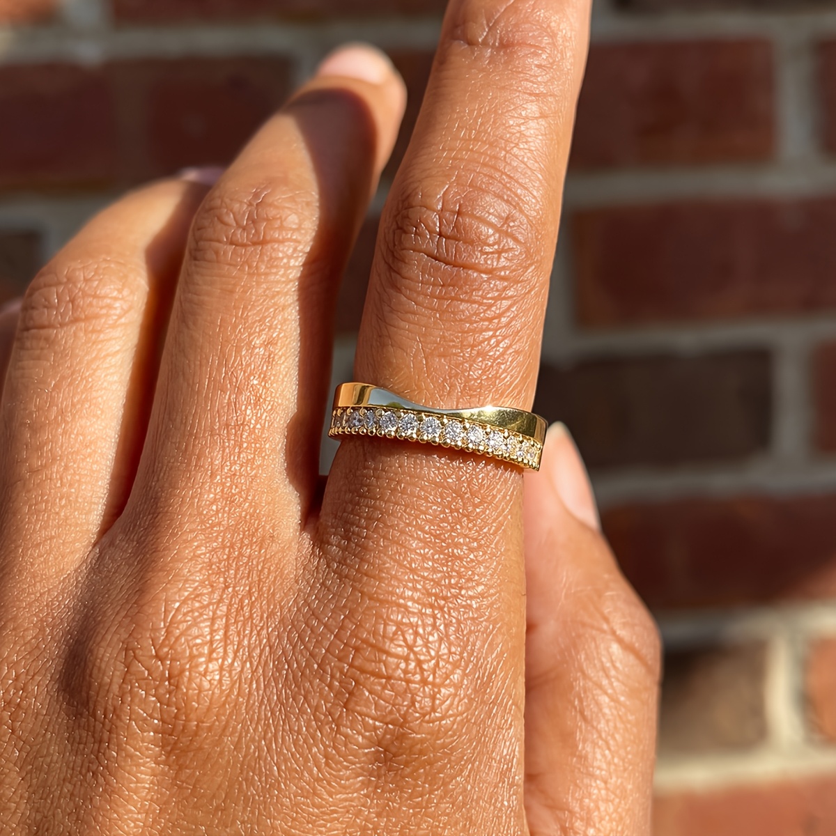 Women's Easy Design Ring for Holiday and Special Occasions